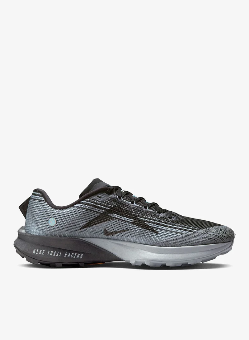 Nike - Nike Terra Kiger 10 for Men | Best Price UAE